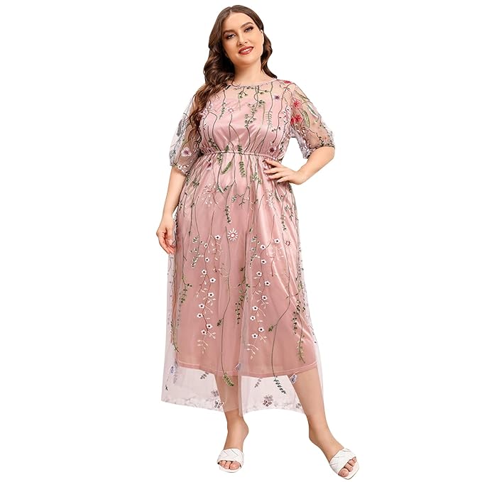 A romantic cocktail dress designed to flatter curves beautifully.