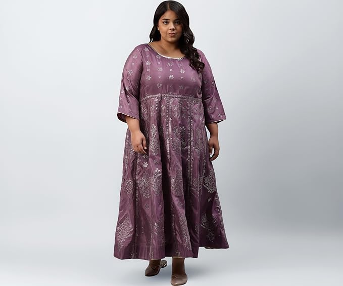 Flowy fashion, perfect fit.
